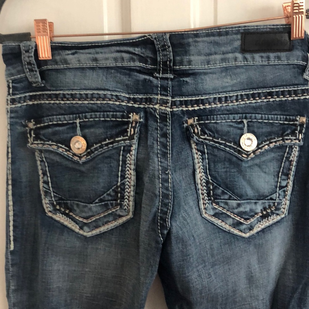 Daytrip jeans with embroidered & rhinestones